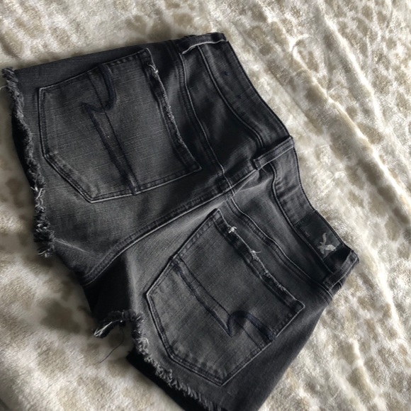 American Eagle grey wash high rise jeans shorts - Picture 3 of 4